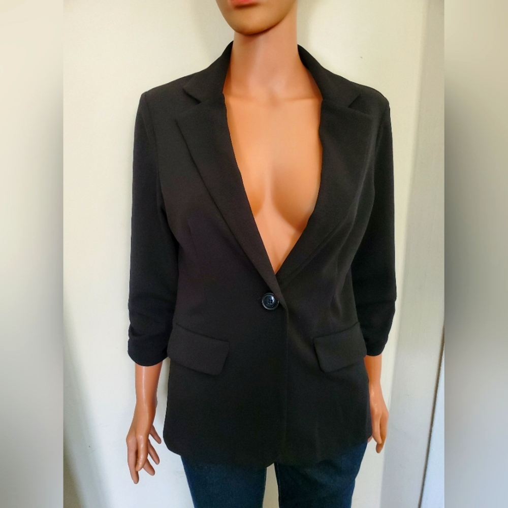 Flirtatious Young Comtemporary Blazer